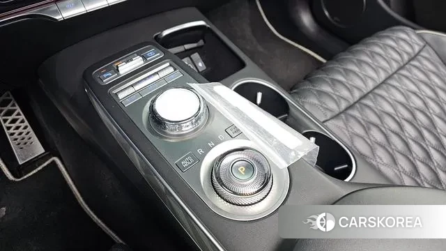 Genesis GV70 id 3601241 из Кореи 19