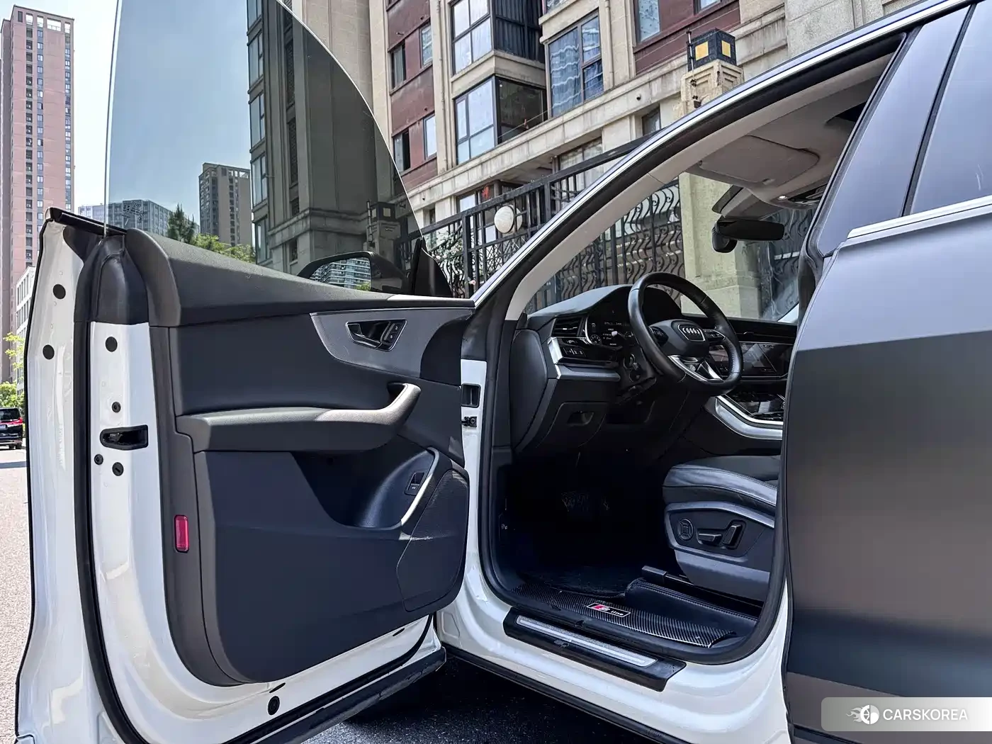 Audi Q8 id 4539478 из Китая 16