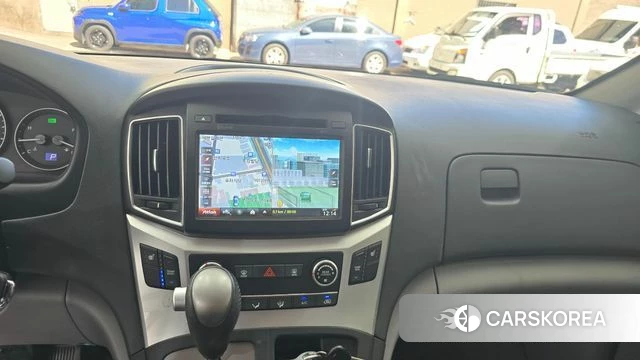 Hyundai The New Grand Starex id 4943845 из Кореи 17
