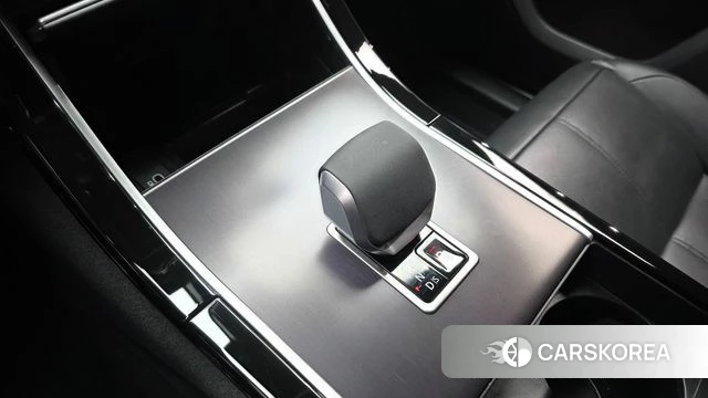 Land Rover Range Rover Velar id 4016745 из Кореи 19