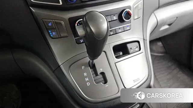 Hyundai The New Grand Starex id 3484906 из Кореи 19