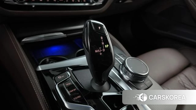 BMW 5 Series (G30) id 4687238 из Кореи 19