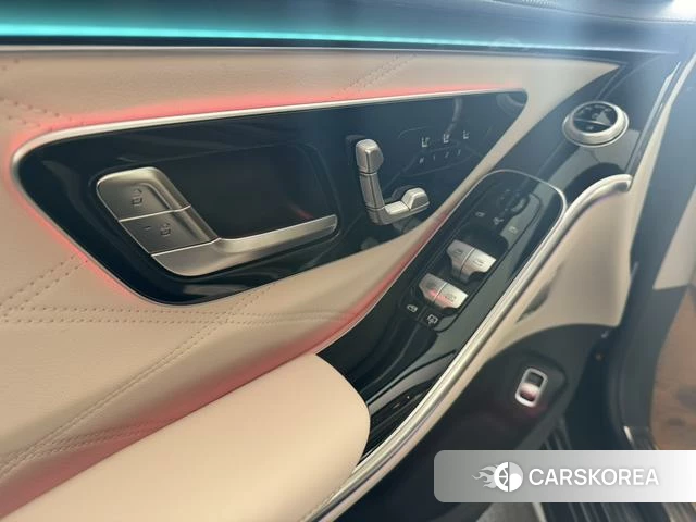 Mercedes-Benz Maybach S-class id 4300850 из Китая 19