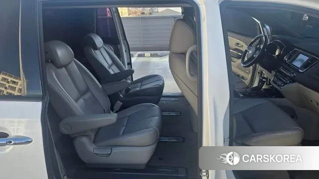 Kia The New Carnival id 3552887 из Кореи 18