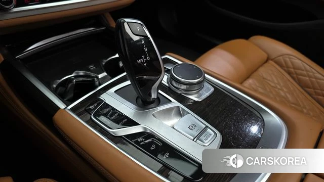 BMW 7 Series (G11) id 4692498 из Кореи 18