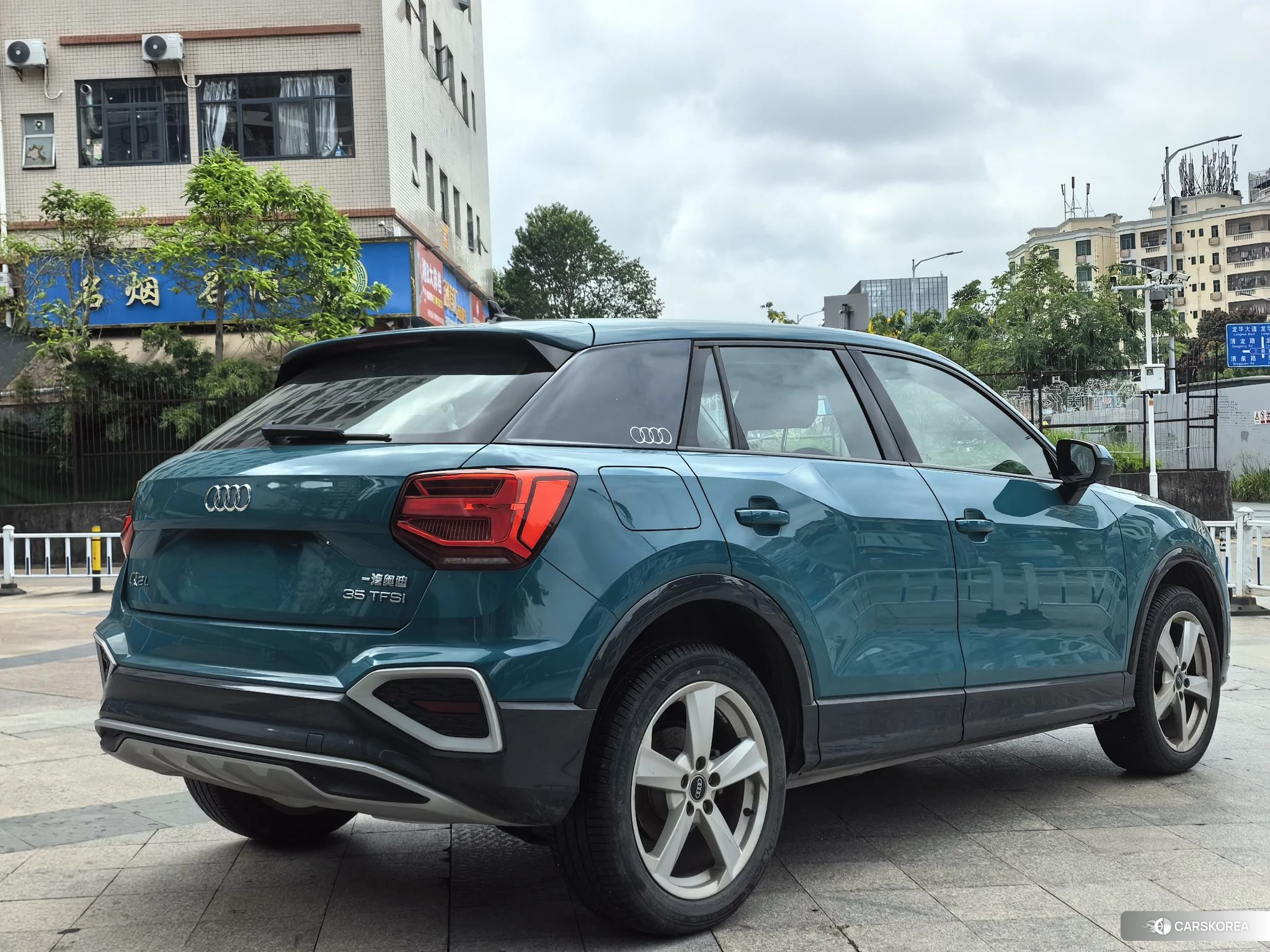 Audi Q2L id 4440720 из Китая 18