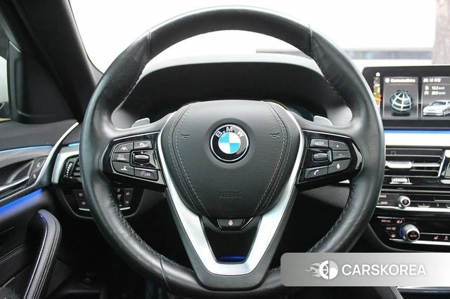 BMW 5 Series (G30) id 3889433 из Кореи 19