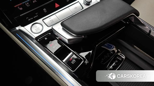 Audi e-Tron id 3843584 из Кореи 19