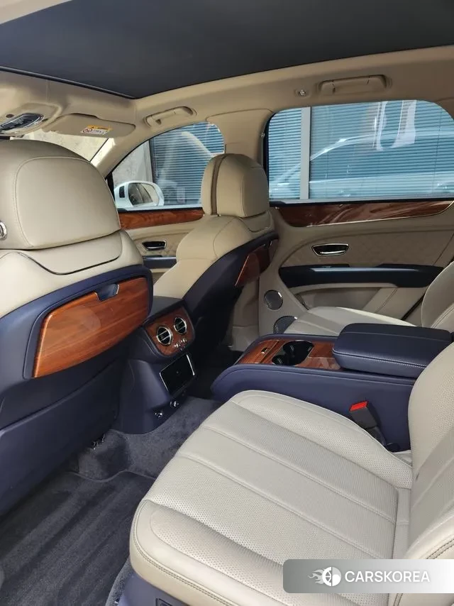 Bentley Bentayga id 3094334 из Кореи 9