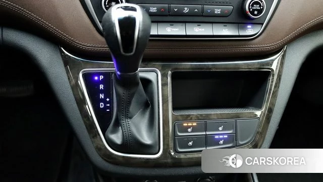 Hyundai The New Grand Starex id 4403262 из Кореи 19
