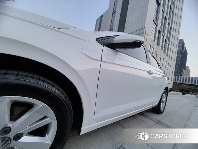 Volkswagen Polo id 4301261 из Китая 14