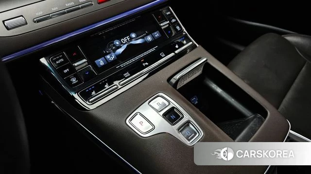 Hyundai The New Grandeur IG id 4232444 из Кореи 29