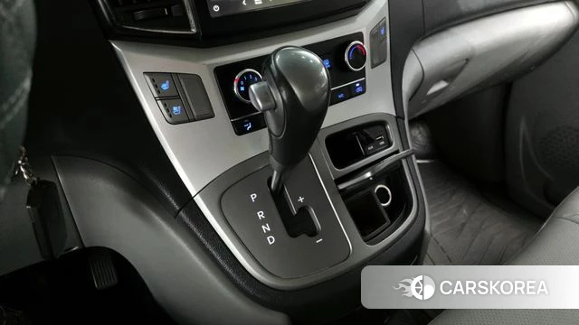Hyundai The New Grand Starex id 3828325 из Кореи 19