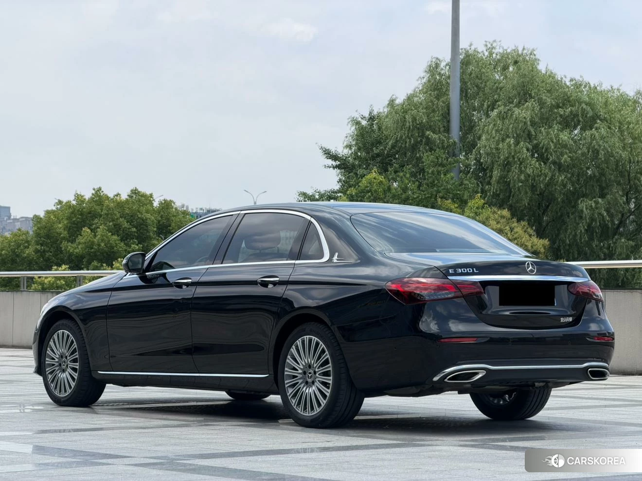 Mercedes-Benz E-class id 4453996 из Китая 9