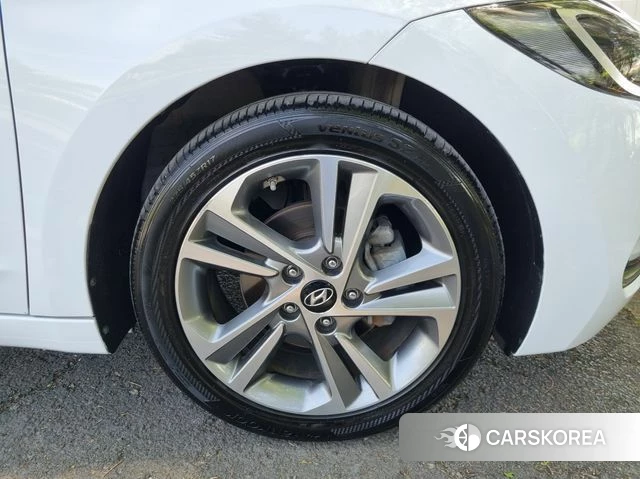 Hyundai Avante AD id 4351250 из Кореи 19