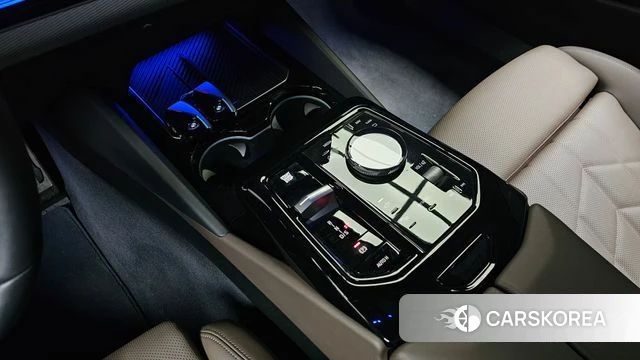 BMW 5 Series (G60) id 3909524 из Кореи 19