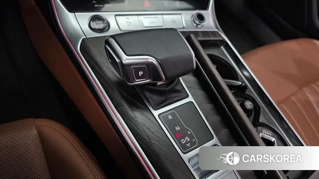 Audi A6 (C8) id 3716563 из Кореи 19