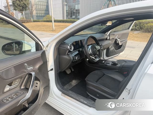Mercedes-Benz Class A id 4374757 из Китая 9