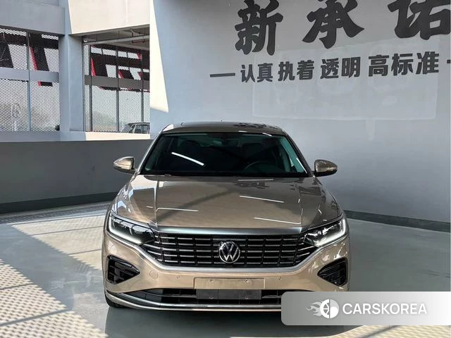 Volkswagen Passat id 4241989 из Китая 12