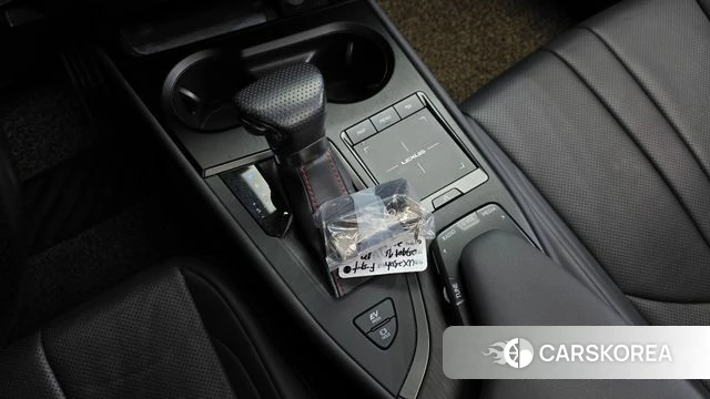 Lexus UX250h id 4698097 из Кореи 29