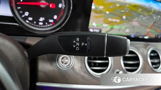 Mercedes-Benz E-Class W213 id 3356830 из Кореи 19