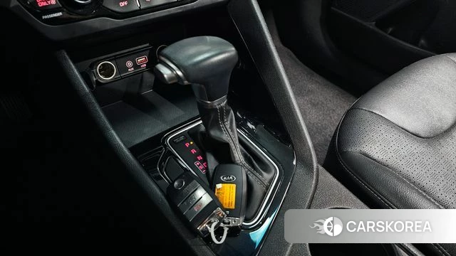 Kia Niro id 4225572 из Кореи 19