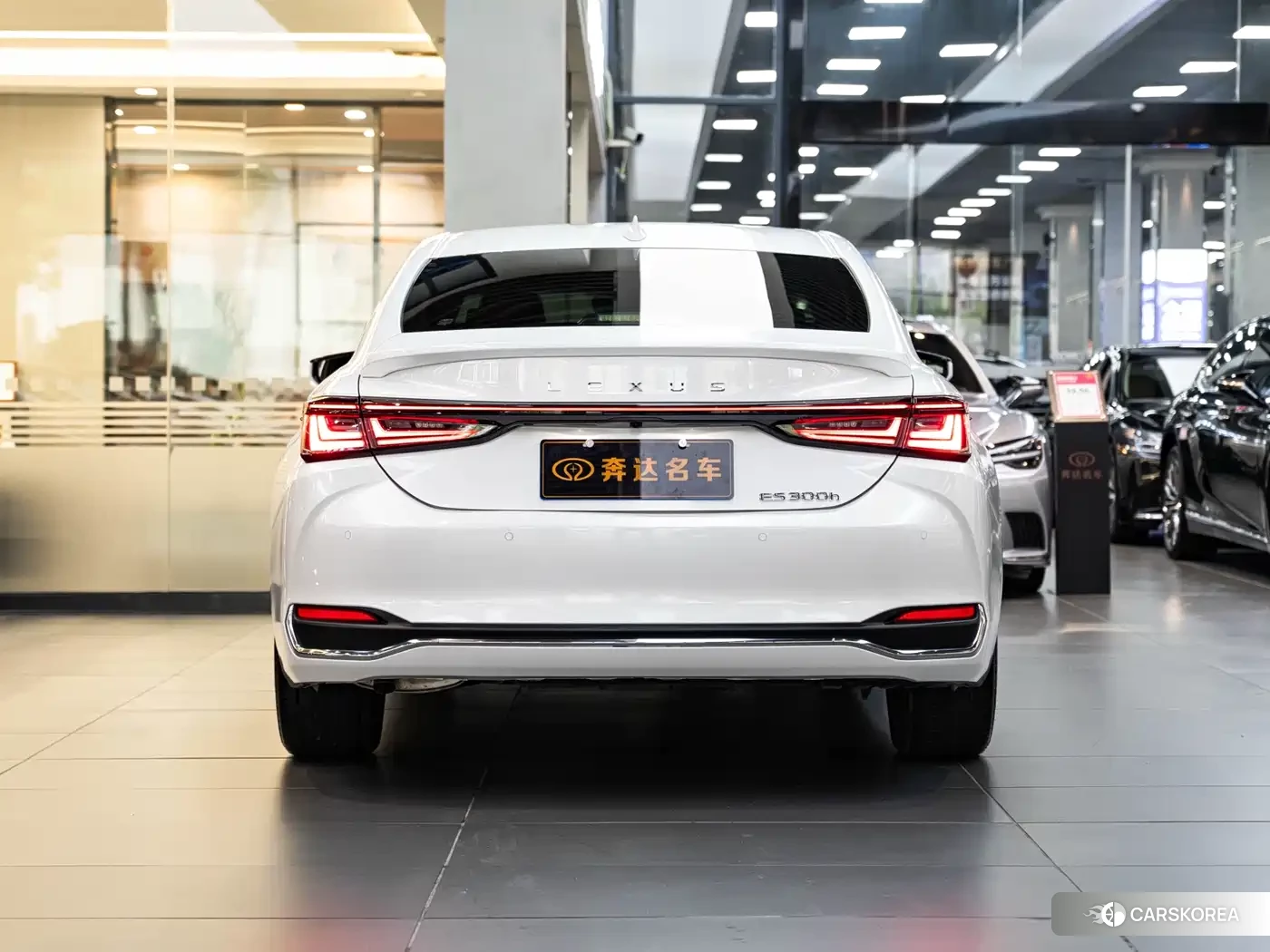 Lexus ES id 4583697 из Китая 20