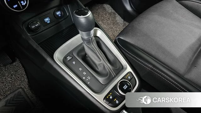 Hyundai Venue id 4356579 из Кореи 19