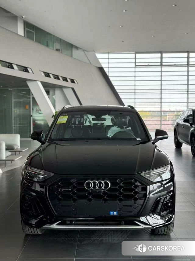 Audi Q5L id 4239481 из Китая 11