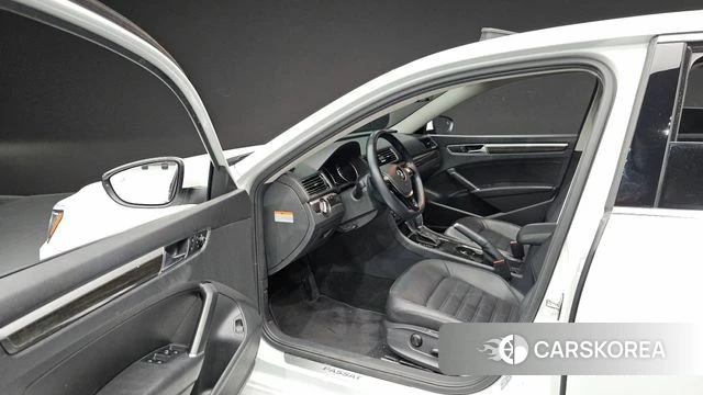 Volkswagen The New Passat id 4849963 из Кореи 34