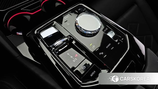 BMW 5 Series (G60) id 3914284 из Кореи 19