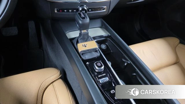 Volvo XC60 second Generation id 4286295 из Кореи 34