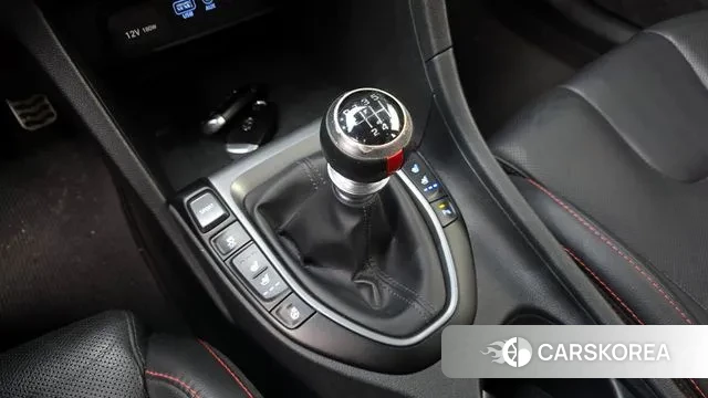 Hyundai Veloster (JS) id 2941143 из Кореи 19