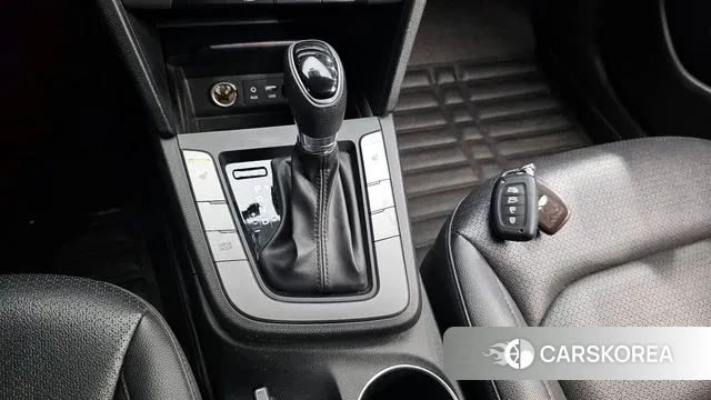 Hyundai Avante AD id 3484987 из Кореи 19