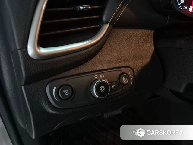 Chevrolet (GM Daewoo) The New Trax id 4416338 из Кореи 16