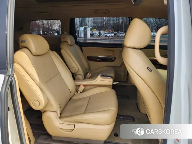 Kia All New Carnival id 3641816 из Кореи 19