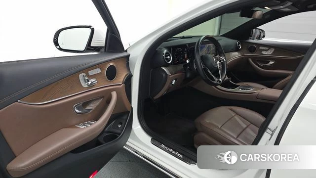 Mercedes-Benz E-Class W213 id 4651240 из Кореи 31