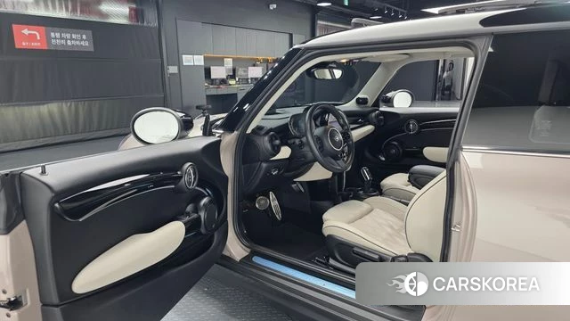 Mini Cooper S id 4534384 из Кореи 30