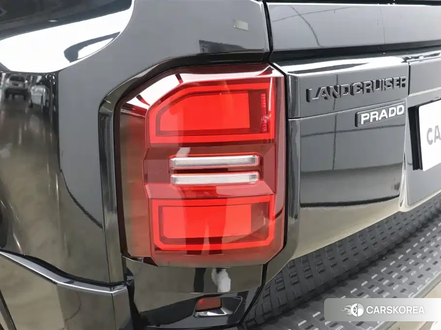 Toyota Land Cruiser id 4547525 из Китая 32