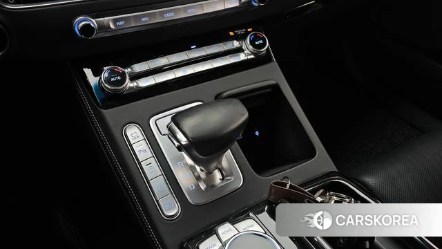 Genesis G90 id 3820772 из Кореи 19