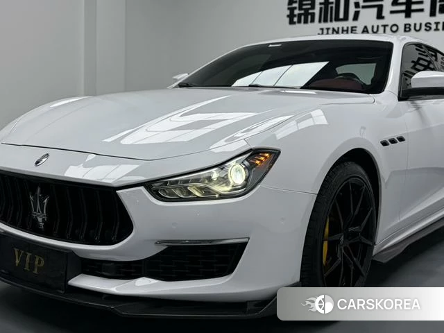 Maserati Ghibli id 4213912 из Китая 31