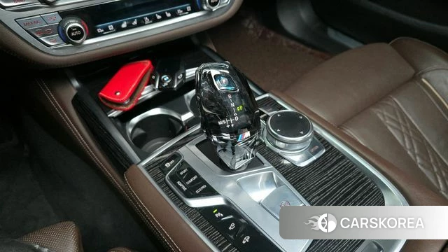 BMW 7 Series (G11) id 3801696 из Кореи 19