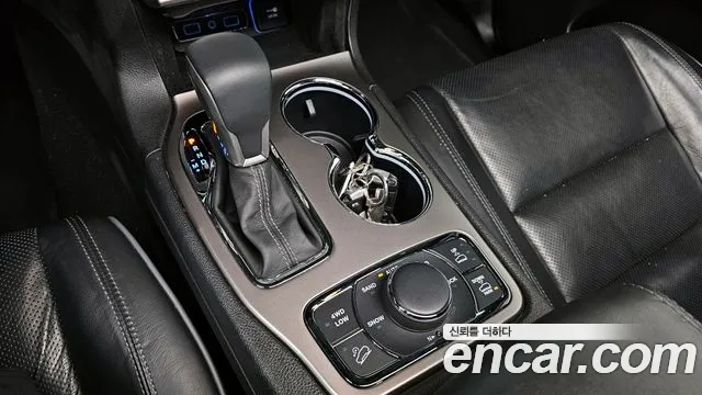 Jeep Grand Cherokee id 2699116 из Кореи 19