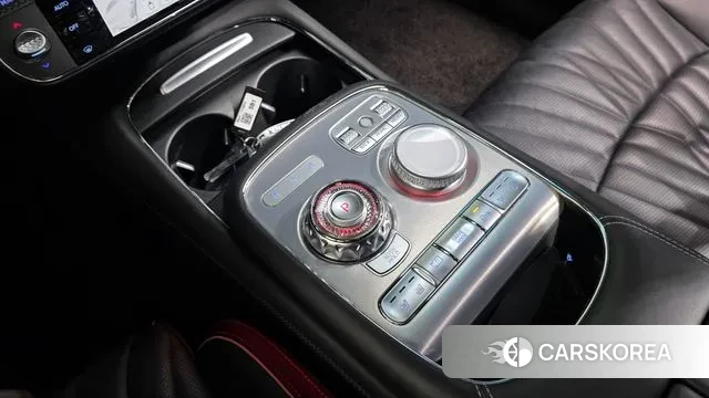 Genesis G90 (RS4) id 3354618 из Кореи 19