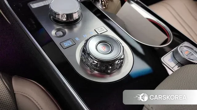 Genesis GV80 id 3721003 из Кореи 19