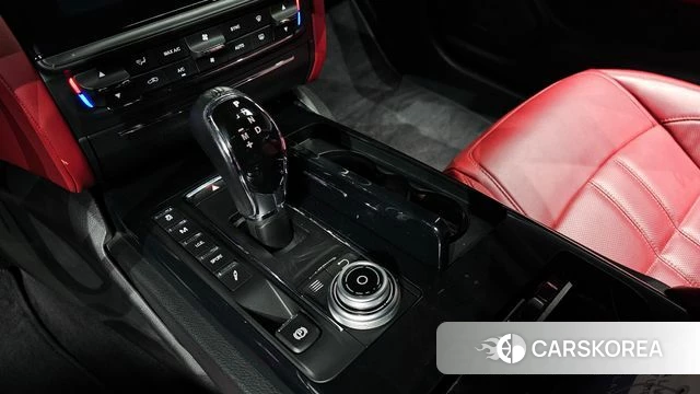 Maserati Quattroporte id 4430291 из Кореи 33
