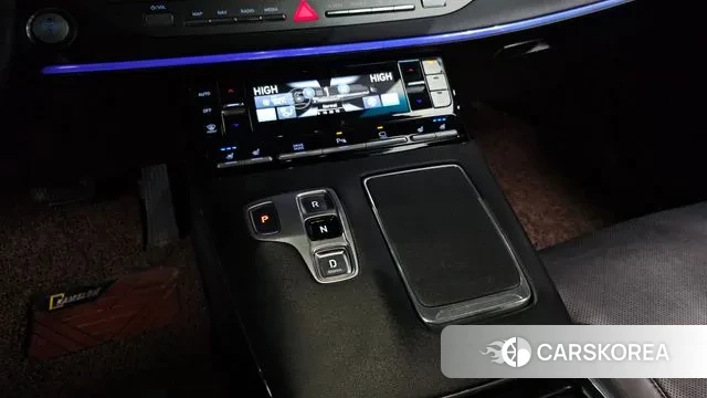 Hyundai The New Grandeur IG Hybrid id 3625658 из Кореи 19