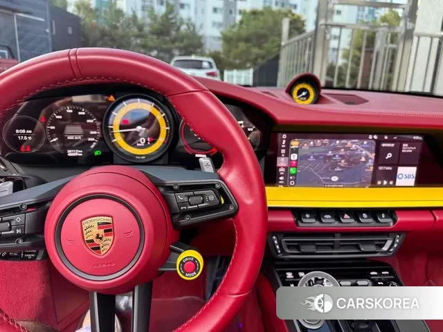 Porsche 911(992) id 3219773 из Кореи 19