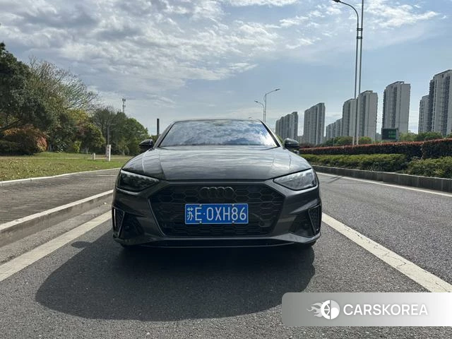 Audi A4L id 4242446 из Китая 11