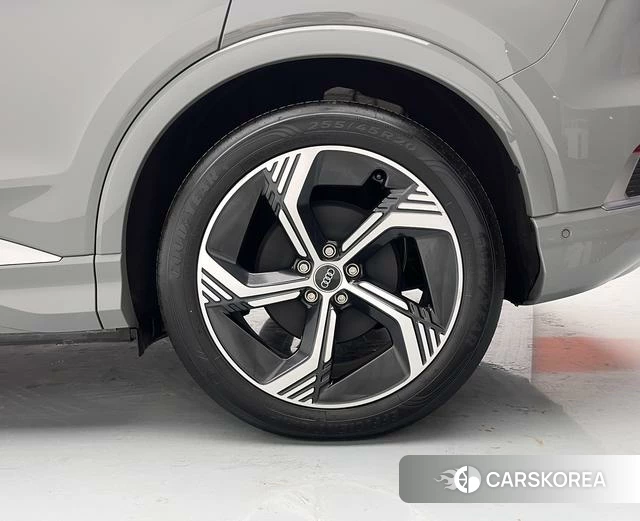 Audi Q4 e-tron id 4279142 из Китая 19